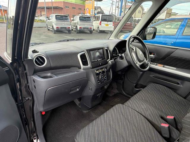 スペーシア Ｇリミテッド　ＥＴＣ　バックカメラ　両側スライド・片側電動　ナビ　ＴＶ　レーンアシスト　衝突被害軽減システム　スマートキー　アイドリングストップ　シートヒーター　ベンチシート　ＣＶＴ　盗難防止システム　ＡＢＳ（50枚目）