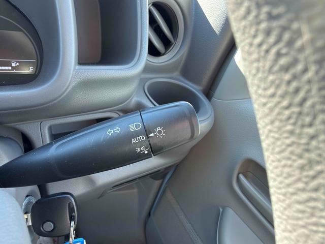 エブリイ PAリミテッド CVT 衝突被害軽減システム クリアランスソナー レーンアシスト 両側スライドドア キーレスエントリー アイドリングストップ オートライト 盗難防止システム ABS ESC エアコン(7枚目)