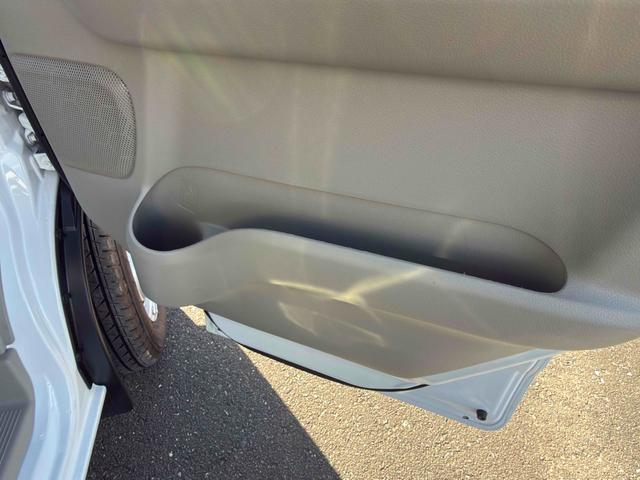 エブリイ PAリミテッド CVT 衝突被害軽減システム クリアランスソナー レーンアシスト 両側スライドドア キーレスエントリー アイドリングストップ オートライト 盗難防止システム ABS ESC エアコン(36枚目)