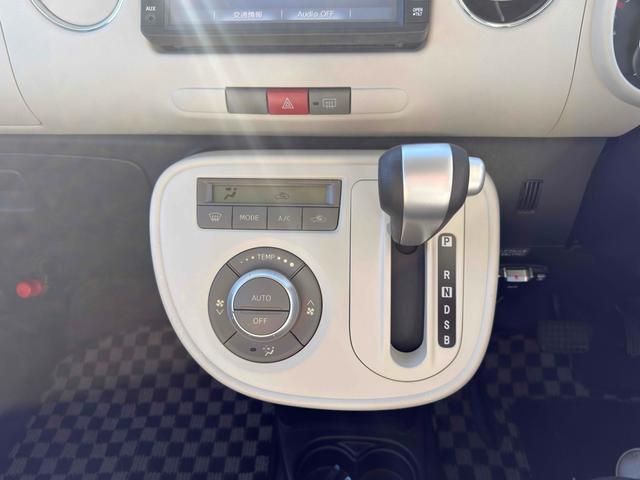 ミラココア ココアプラスG ETC バックカメラ ナビ TV クリアランスソナー スマートキー アイドリングストップ 電動格納ミラー ベンチシート CVT 盗難防止システム ABS ミュージックプレイヤー接続可 純正タイヤ有(6枚目)