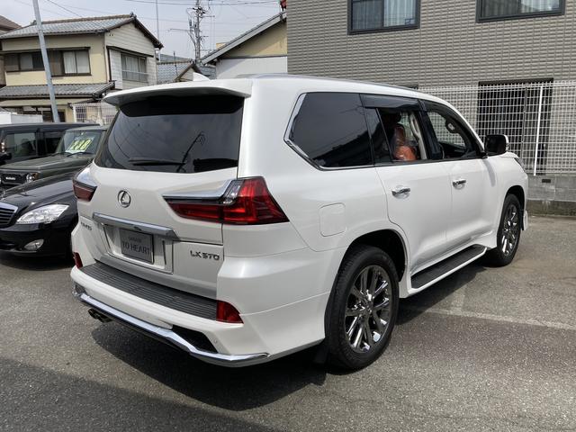 ＬＸ ＬＸ５７０　４ＷＤ　ＥＴＣ　全周囲カメラ　クリアランスソナー　オートクルーズコントロール　レザーパワーシート　ＳＤナビ　フルセグＴＶ　ＬＥＤヘッドランプ　電動リアゲート　アルミ　スマートキー　修復歴なし（31枚目）