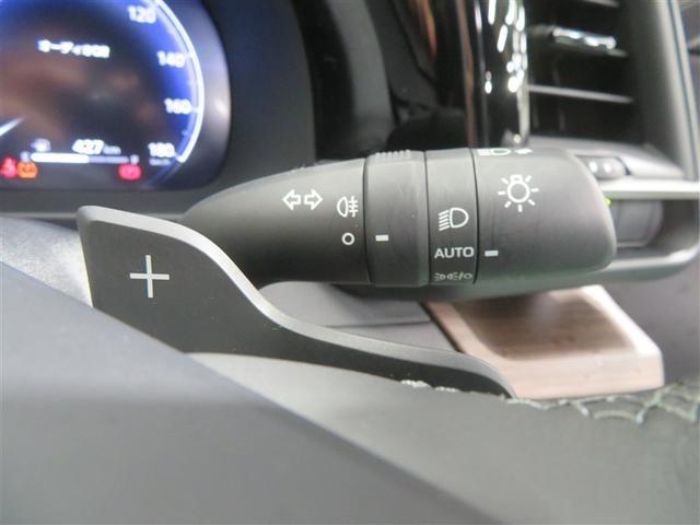 クラウン Ｚ　ＬＥＤヘッドライト　地デジＴＶ　ＡＢＳ　パワーシート　バックモニター　スマートキー　ＥＴＣ　アルミホイール　エアコン　盗難防止装置　メモリーナビ　キーレス　エアバッグ　プリクラッシュ　横滑り防止機能（15枚目）