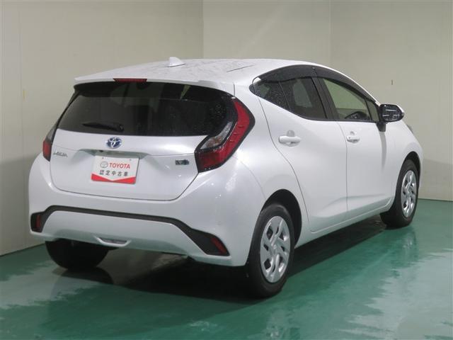 アクア Ｘ　踏み間違い防止　イモビ　ナビ　点検記録簿　ＬＥＤヘッドライト　スマートキー　横滑り防止機能　キーレスエントリー　オートクルーズ　オートエアコン　ＥＴＣ　カーテンエアバッグ　パワーステアリング　ＡＢＳ（3枚目）