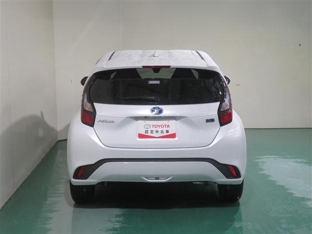 アクア Ｘ　踏み間違い防止　イモビ　ナビ　点検記録簿　ＬＥＤヘッドライト　スマートキー　横滑り防止機能　キーレスエントリー　オートクルーズ　オートエアコン　ＥＴＣ　カーテンエアバッグ　パワーステアリング　ＡＢＳ（17枚目）