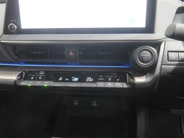 プリウス Z 雹害 インテリジェントクリアランスソナー PWシート 地デジTV AW LEDライト エアコン バックモニター TV オートクルーズ 4WD車 スマートキー 盗難防止装置 キーレス ETC ABS(11枚目)