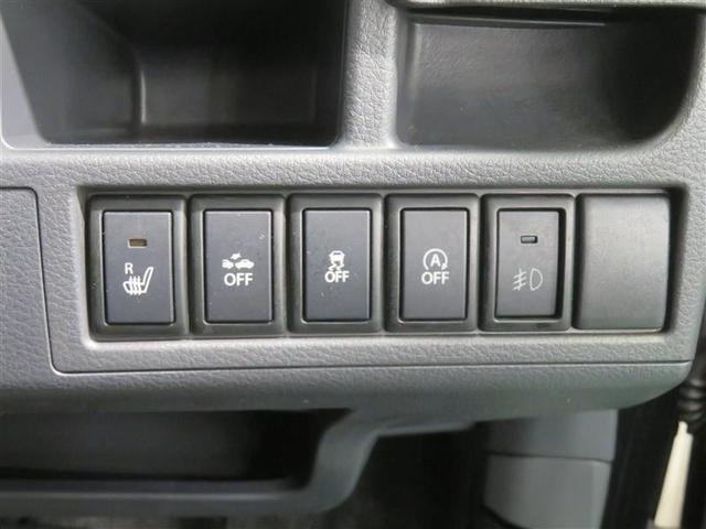 シート表面を直接温める「シートヒーター」で、寒い時期のドライブも快適です。