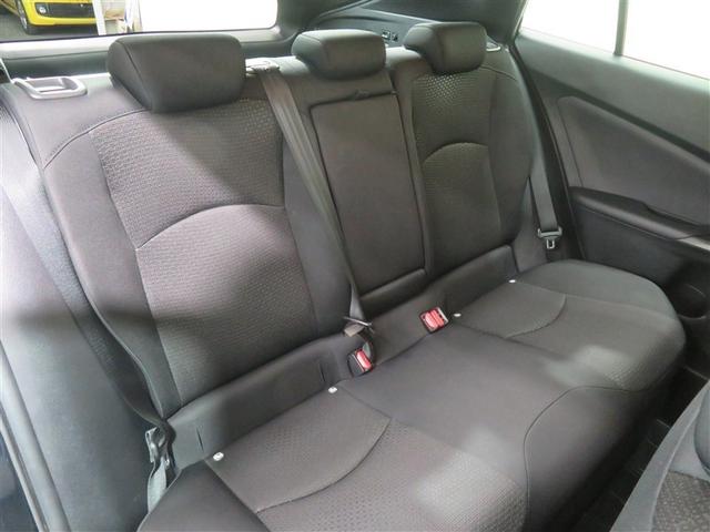 プリウス Ｓ　取説記録簿　ＤＶＤ再生機能　ＥＳＣ　スマートキ－　地デジ　メモリーナビゲーション　ＬＥＤヘッドライト　ＥＴＣ車載器　フルオートエアコン　クルーズコントロール　エアバッグ　イモビ　パワーウインドウ　ＰＳ（6枚目）