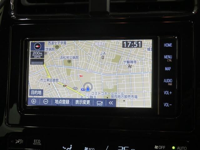 プリウス Ｓ　取説記録簿　ＤＶＤ再生機能　ＥＳＣ　スマートキ－　地デジ　メモリーナビゲーション　ＬＥＤヘッドライト　ＥＴＣ車載器　フルオートエアコン　クルーズコントロール　エアバッグ　イモビ　パワーウインドウ　ＰＳ（9枚目）