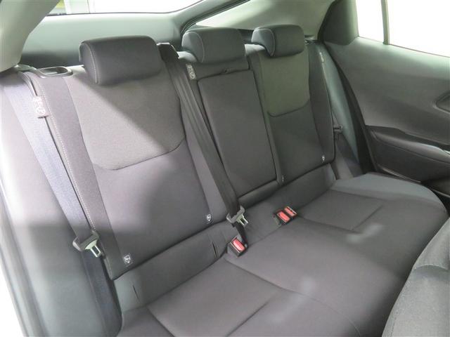 プリウス Ｕ　衝突回避システム　ＬＥＤ　Ｂモニター　ドライブレコーダー　クルーズコントロール　スマートキー　ＥＴＣ車載器　キーレス　盗難防止システム　サイドエアバッグ　横滑り防止装置付き　記録簿　テレビ　ＡＡＣ（6枚目）