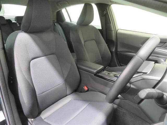 プリウス Ｕ　記録簿　Ｂカメラ　イモビライザー　衝突軽減　オートクルーズコントロール　ＴＶ　横滑り防止機能　スマートキー　フルセグ　アルミホイール　エアコン　ＥＴＣ　キーレス　寒冷地　４ＷＤ　ＬＥＤ（5枚目）