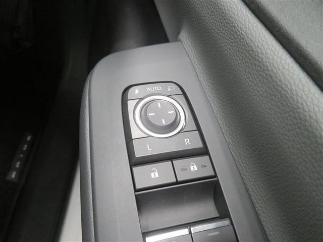 プリウス Ｕ　記録簿　Ｂカメラ　イモビライザー　衝突軽減　オートクルーズコントロール　ＴＶ　横滑り防止機能　スマートキー　フルセグ　アルミホイール　エアコン　ＥＴＣ　キーレス　寒冷地　４ＷＤ　ドラレコ　ＬＥＤ（12枚目）