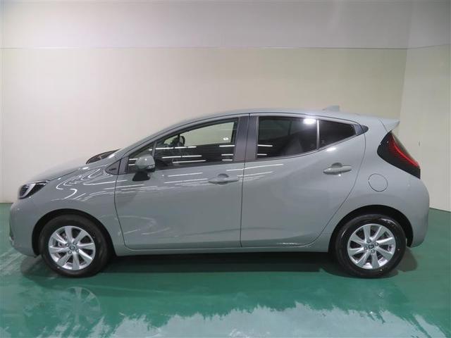 アクア Ｚ　ＬＥＤヘッドライト　スマートキー　イモビライザー　アルミホイール　オートクルーズコントロール　エアコン　ＥＳＣ　カーテンエアバッグ　キーレス　パワーウインドウ　ＡＢＳ　エアバッグ　パワーステアリング（5枚目）