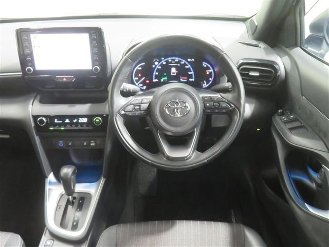 ヤリスクロス ハイブリッドZ インテリジェントキー アルミホイル LEDライト リアカメラ ナビ クルーズコントロール 整備記録簿 横滑り防止システム メモリーナビゲーション 電動シ-ト パワステ オートエアコン キーフリー(4枚目)