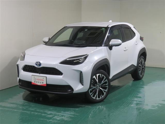 ヤリスクロス ハイブリッドZ インテリジェントキー アルミホイル LEDライト リアカメラ ナビ クルーズコントロール 整備記録簿 横滑り防止システム メモリーナビゲーション 電動シ-ト パワステ オートエアコン キーフリー(7枚目)