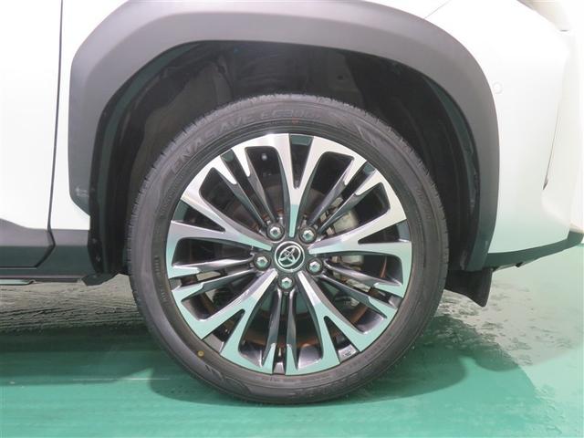 ヤリスクロス ハイブリッドZ インテリジェントキー アルミホイル LEDライト リアカメラ ナビ クルーズコントロール 整備記録簿 横滑り防止システム メモリーナビゲーション 電動シ-ト パワステ オートエアコン キーフリー(18枚目)