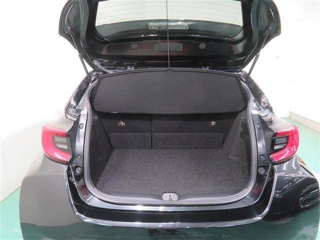 開口部の広いラゲッジスペース。大きなものや長さのあるお荷物もしっかり積み込めます！