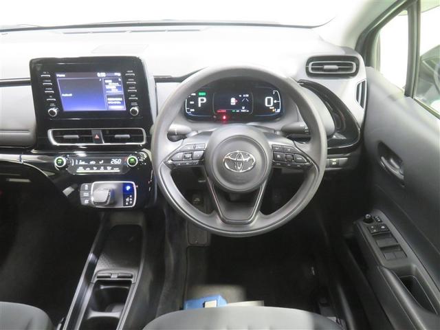 アクア X 踏み間違い防止 イモビ ドライブレコーダー 点検記録簿 LEDヘッドライト スマートキー 横滑り防止機能 キーレスエントリー オートクルーズ オートエアコン ETC カーテンエアバッグ ABS(4枚目)