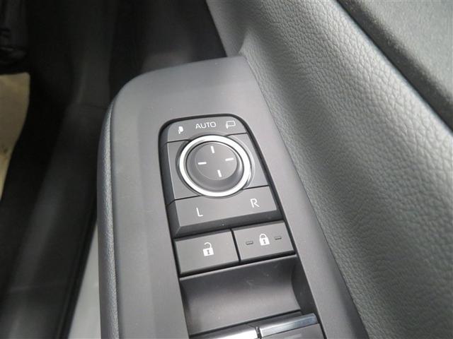 プリウス Z リアカメラ プリクラッシュ PWシート LEDランプ オートクルーズ アルミホイール AC 運転席エアバッグ 横滑り防止装置 ETC付 盗難防止システム パワーウインドウ TV キーレス ABS(17枚目)