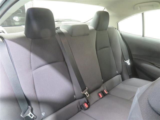 カローラ ハイブリッド X 衝突被害軽減システム 4WD LEDヘッドランプ キーレス スマートキー 横滑り防止機能 盗難防止装置(9枚目)