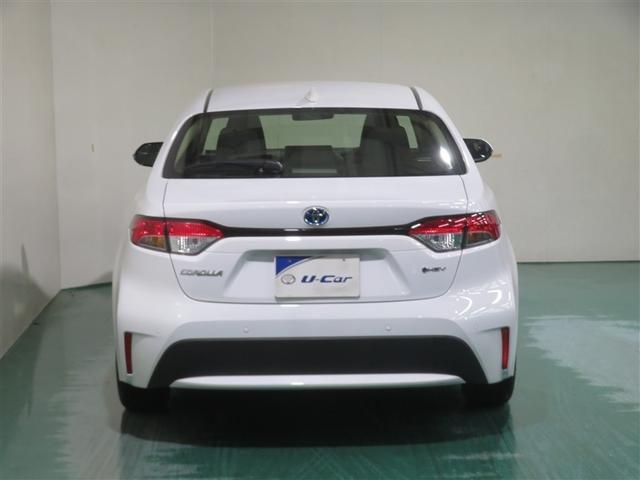 カローラ ハイブリッド X 衝突被害軽減システム 4WD LEDヘッドランプ キーレス スマートキー 横滑り防止機能 盗難防止装置(18枚目)