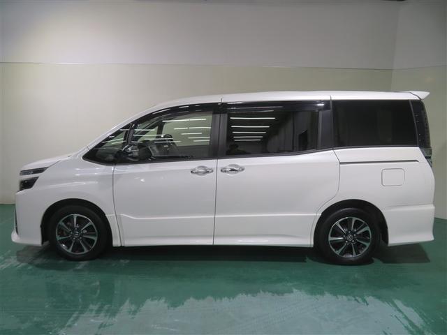 ヴォクシー ＺＳ　煌ＩＩＩ　プリクラッシュ　スマートキ　アイスト　ＤＶＤ再生機能　記録簿付き　横滑り防止装置　ナビＴＶ　アルミ　三列シート　ＷＡＣ　盗難防止　オートエアコン　キーレス　ＥＴＣ装備　パワステ　メモリナビ　クルコン（2枚目）