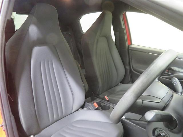 ヤリス Ｘ　被害軽減ブレーキ　Ｂカメラ　キーレスエントリー　点検記録簿　クルーズコントロール　ＥＴＣ車載器　ＥＳＣ　サイドエアバッグ　メモリーナビ　パワーステアリング　エアバック　ＡＢＳ　マニュアルエアコン（5枚目）