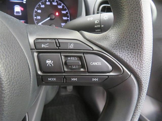 ヤリス Ｘ　被害軽減ブレーキ　Ｂカメラ　キーレスエントリー　点検記録簿　クルーズコントロール　ＥＴＣ車載器　ＥＳＣ　サイドエアバッグ　メモリーナビ　パワーステアリング　エアバック　ＡＢＳ　マニュアルエアコン（12枚目）