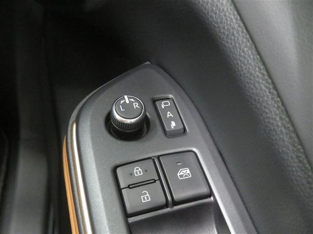 クラウンクロスオーバー RSアドバンスド 衝突回避 オートクルーズコントロール 横滑り防止 フルセグTV パワーシート LED アルミホイール スマートキー ナビ&TV ABS フルオートエアコン イモビライザー ETC キーレス 4WD(13枚目)