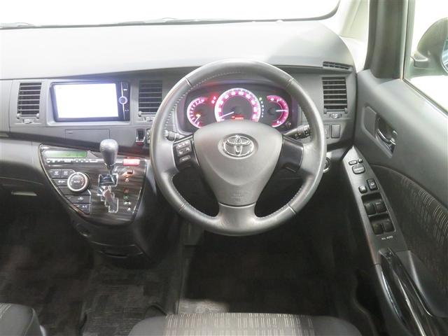 アイシス プラタナ　Ｖセレクション　ＥＴＣ車載器　ＤＶＤ再生可　イモビ　フルセグ　ＡＡＣ　Ｗエアバック　スマキー　３列シート　エアバッグ　ウォークスルー　パワーステアリング　記録簿　キーレス　アルミ　ナビ＆ＴＶ　ＡＢＳ　パワーウインドウ（4枚目）