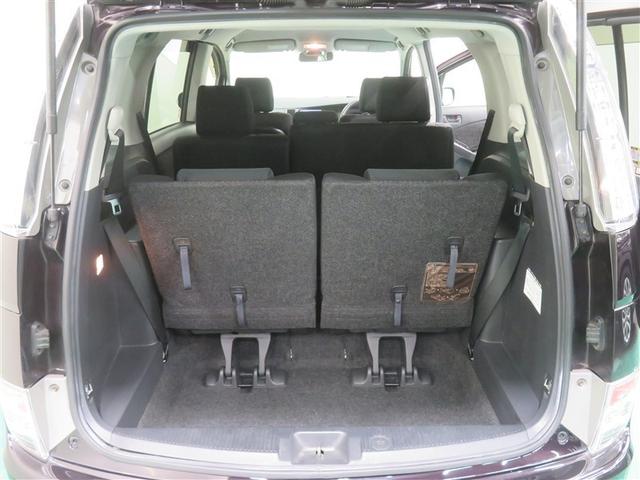 アイシス プラタナ　Ｖセレクション　ＥＴＣ車載器　ＤＶＤ再生可　イモビ　フルセグ　ＡＡＣ　Ｗエアバック　スマキー　３列シート　エアバッグ　ウォークスルー　パワーステアリング　記録簿　キーレス　アルミ　ナビ＆ＴＶ　ＡＢＳ　パワーウインドウ（19枚目）