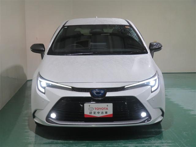 カローラツーリング ハイブリッド　ダブルバイビー　バックモニター　フルセグＴＶ　ＬＥＤライト　点検記録簿　クルコン　横滑り防止　盗難防止装置　ナビ・ＴＶ　エアバッグ　ＥＴＣ　ＡＢＳ　助手席エアバッグ　キーレス　メモリーナビ　アルミホイール（8枚目）