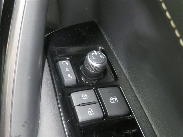 カローラツーリング ハイブリッド　ダブルバイビー　バックモニター　フルセグＴＶ　ＬＥＤライト　点検記録簿　クルコン　横滑り防止　盗難防止装置　ナビ・ＴＶ　エアバッグ　ＥＴＣ　ＡＢＳ　助手席エアバッグ　キーレス　メモリーナビ　アルミホイール（12枚目）