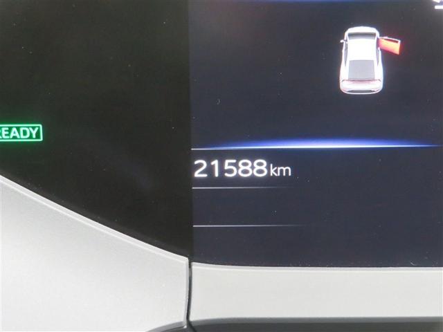 プリウス Ｚ　リアカメラ　プリクラッシュ　ＰＷシート　メモリナビ　ＬＥＤランプ　ナビ・ＴＶ　オートクルーズ　ＡＣ　運転席エアバッグ　横滑り防止装置　ＥＴＣ付　盗難防止システム　パワーウインドウ　キーレス　ＡＢＳ（18枚目）