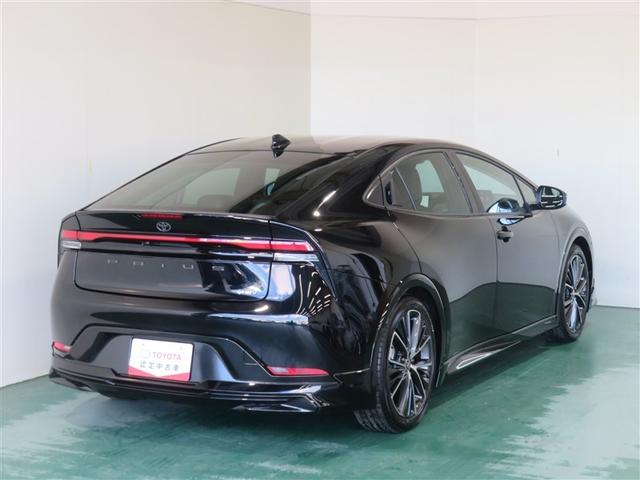 プリウス Ｚ　リアカメラ　プリクラッシュ　ＰＷシート　ＬＥＤランプ　オートクルーズ　アルミホイール　ＡＣ　運転席エアバッグ　横滑り防止装置　ＥＴＣ付　盗難防止システム　パワーウインドウ　ＴＶ　キーレス　ＡＢＳ（3枚目）