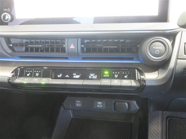 プリウス Ｚ　リアカメラ　プリクラッシュ　ＰＷシート　ＬＥＤランプ　オートクルーズ　アルミホイール　ＡＣ　運転席エアバッグ　横滑り防止装置　ＥＴＣ付　盗難防止システム　パワーウインドウ　ＴＶ　キーレス　ＡＢＳ（11枚目）