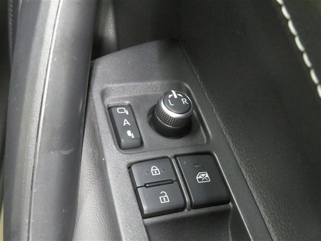 カローラスポーツ Ｇ　キーフリー　バックモニター　スマートキー　点検記録簿　クルコン　フルセグテレビ　アルミ　イモビライザー　ＡＢＳ　オートエアコン　ナビＴＶ　サイドエアバック　メモリーナビ　ドライブレコーダー　サポカーＳ（12枚目）