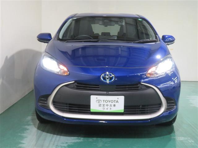 アクア Ｇ　ドラレコ付　バックモニタ　衝突軽減システム　ＬＥＤヘットライト　横滑防止装置　ＤＶＤ　クルコン　メモリーナビゲーション　ＡＣ　ナビ　ＥＴＣ　キーフリー　ＰＷ　盗難防止　サイドエアバック　エアバッグ（8枚目）