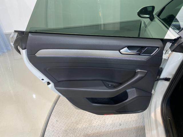 アルテオン ＴＳＩ　４モーション　Ｒラインアドバンス　安心１年保証（45枚目）
