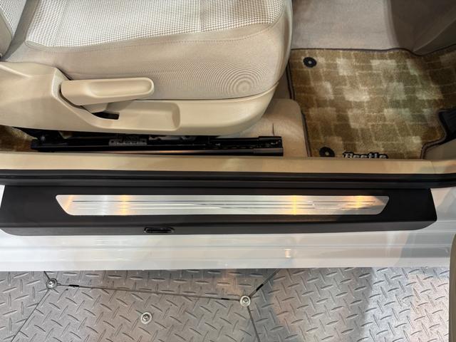 ザ・ビートル デザイン　安心１年保証　ベージュインテリア　２０１６年モデル（50枚目）