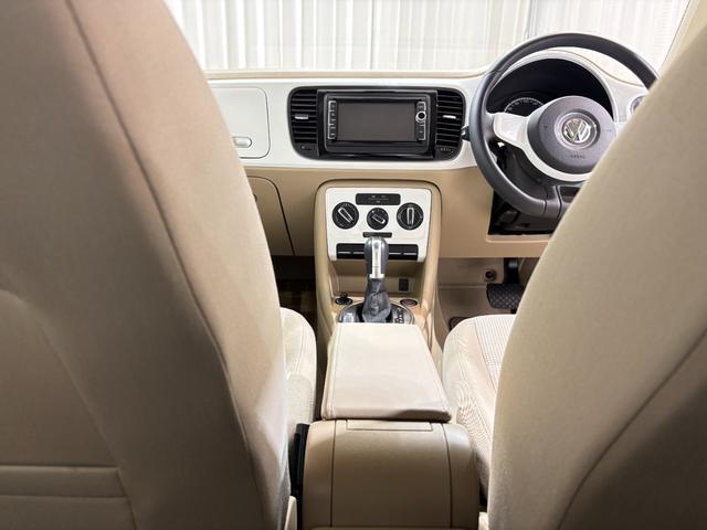 ザ・ビートル デザイン　安心１年保証　ベージュインテリア　２０１６年モデル（63枚目）