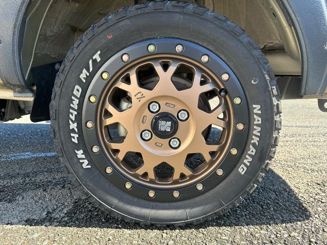 ハイゼットトラック ジャンボエクストラ ワンオーナー車・CVT 2.5インチリフトアップ・4WD・ドラレコ・9inchディスプレイオーディオ・バックカメラ・エクストリーム14インチAW・ETC・スマートキー LEDヘッドライト フォグランプ(11枚目)