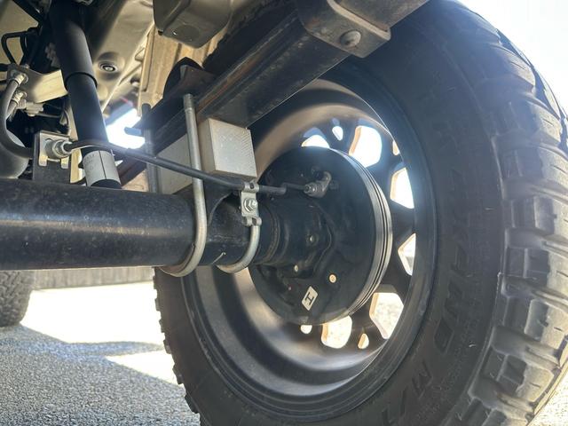 ハイゼットトラック ジャンボエクストラ ワンオーナー車・CVT 2.5インチリフトアップ・4WD・ドラレコ・9inchディスプレイオーディオ・バックカメラ・エクストリーム14インチAW・ETC・スマートキー LEDヘッドライト フォグランプ(14枚目)