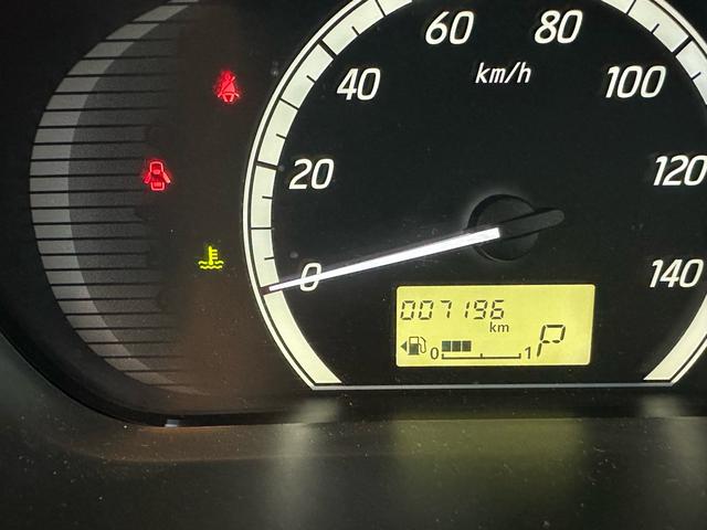 この度は当店のお車をご覧になっていただき、誠にありがとうございます。じっくり現車確認して頂けるよう、ご準備を致します。