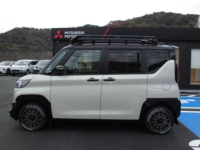 デリカミニ Ｔ　プレミアム　リミテッドエディション　フルセグナビ　アラウンドビューカメラ　マイパイロット　リヤサーキュレーター　社外アルミホイール　オープンカントリーホワイトレタータイヤ　マッドフラップ　ルーフキャリア　フロントスキッドバー（6枚目）