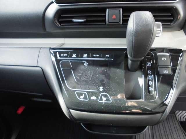 デリカミニ Ｔ　プレミアム（13枚目）