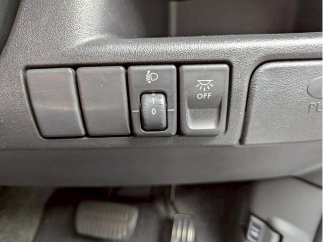 Ｒ１ Ｒ　社外オーディオ　ＳＳＲ１５インチホイール　社外マフラー　ＨＩＤヘッドライト　ユーザー買取車（20枚目）