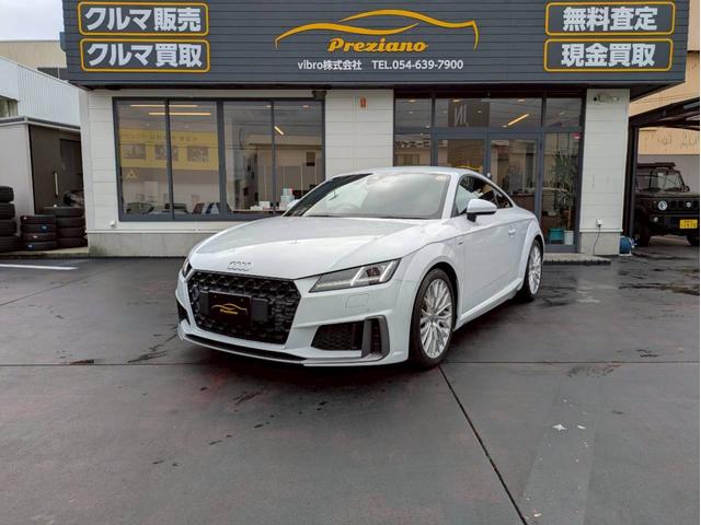 ＴＴクーペ ４０ＴＦＳＩ　Ｓラインパッケージ　バーチャルコックピット　純正ナビ　フルセグＴＶ　バックモニター　コンフォートＰＫＧ　マトリクスＬＥＤ　プライバシーガラス　クリアランスソナー　シートヒーター　２．０ＥＴＣ　可変リアスポイラー　禁煙車（9枚目）