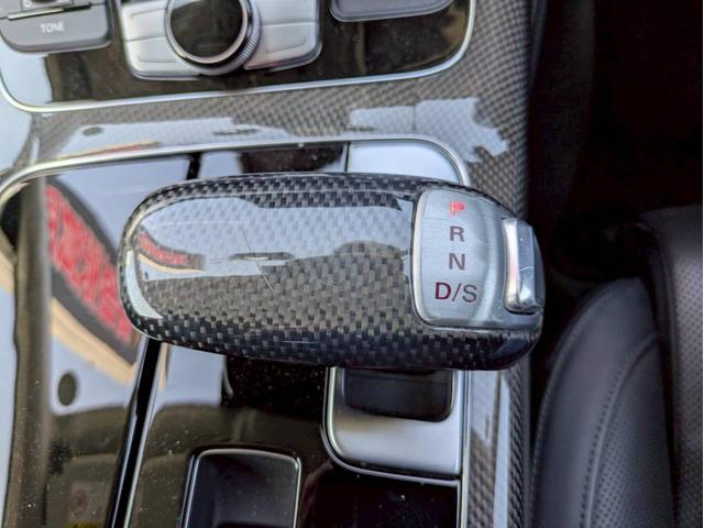 Ｓ８ ベースグレード　ＢＡＮＧ＆ＯＬＵＦＳＥＮサウンド　サンルーフ　アルカンターラ天井　プライバシーガラス　ブラックレザー　シートヒーター＆ベンチレーション　純正ナビフルセグ　３６０°カメラ　スマートキー２個　禁煙車（27枚目）