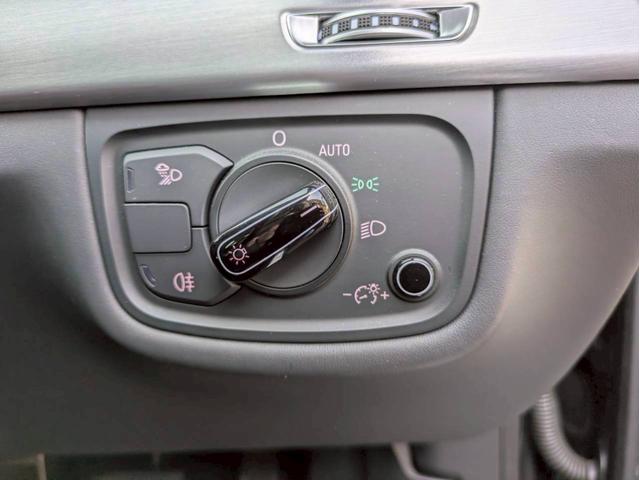 Ｓ８ ベースグレード　ＢＡＮＧ＆ＯＬＵＦＳＥＮサウンド　サンルーフ　アルカンターラ天井　プライバシーガラス　ブラックレザー　シートヒーター＆ベンチレーション　純正ナビフルセグ　３６０°カメラ　スマートキー２個　禁煙車（35枚目）