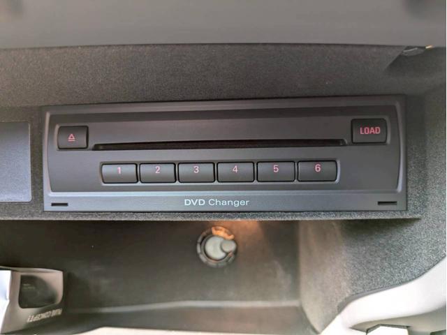 Ｓ８ ベースグレード　ＢＡＮＧ＆ＯＬＵＦＳＥＮサウンド　サンルーフ　アルカンターラ天井　プライバシーガラス　ブラックレザー　シートヒーター＆ベンチレーション　純正ナビフルセグ　３６０°カメラ　スマートキー２個　禁煙車（37枚目）